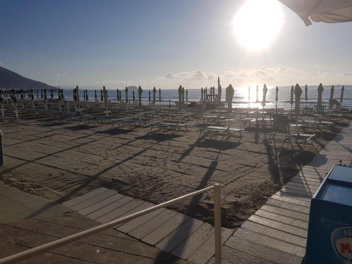 Hotel Splendid Mare Laigueglia Zewnętrze zdjęcie