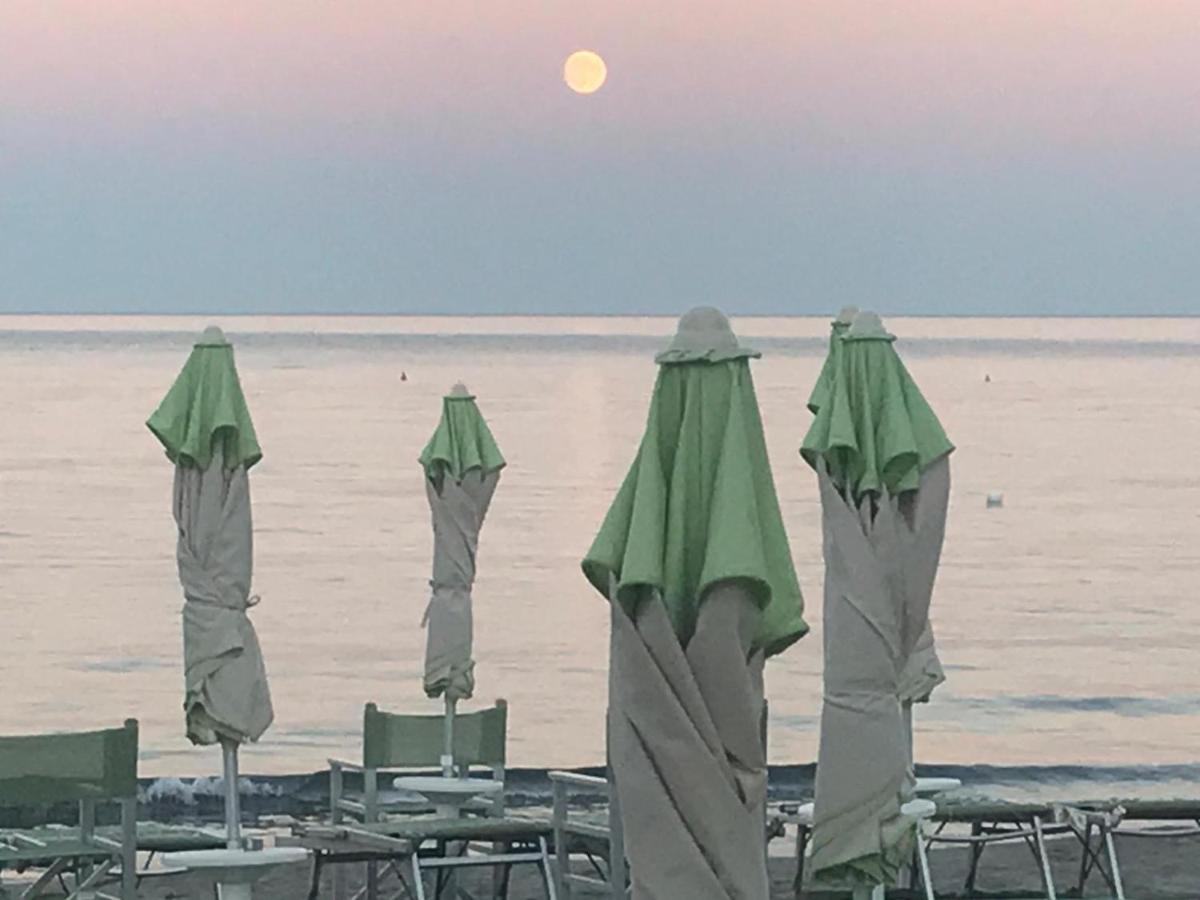 Hotel Splendid Mare Laigueglia Zewnętrze zdjęcie